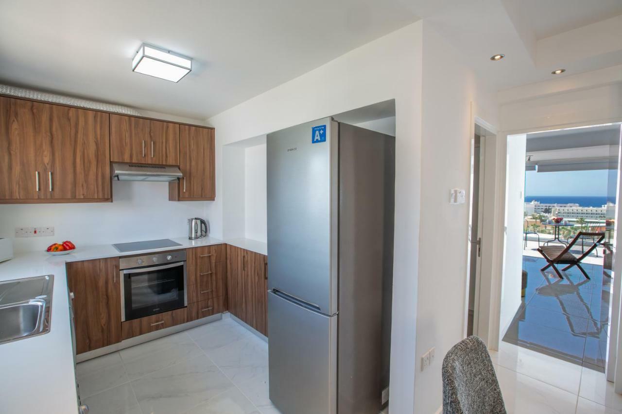 Rio Luxury Apartment ไอยานาปา ภายนอก รูปภาพ